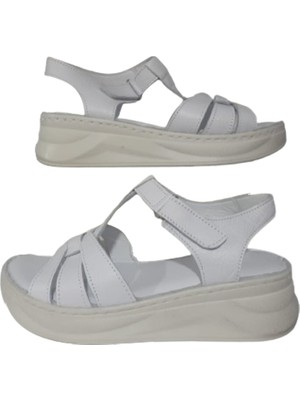 Mr.White Kadın Beyaz Deri Ultra Hafif Ortopedik Taban Sandalet MR-W5922