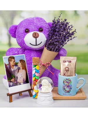 Ejoya Kişiye Özel Türk Kahvesi Fincanı & Fotoğraflık & Kar Küresi & Drajeler & Lavantalı Peluş Ayı Hediye Kutusu 111673