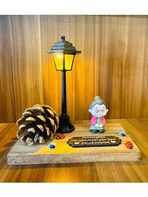 MYK Hediye ve Sanat Atölyesi Anneler Günü Dekoratif Rengarenk  LED Işıklı Sarı ve Beyaz  Gece Lambası