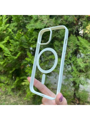 Bumudur Aksesuar iPhone 15 Beyaz Çerçeveli Magsafe Kılıf