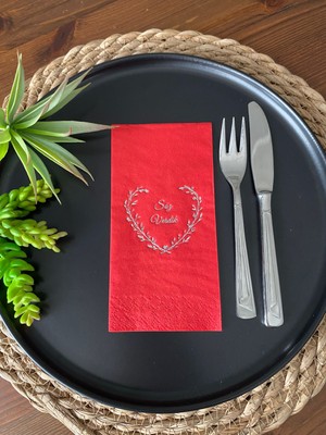 Kidspartim Gümüş Yaldızlı Kırmızı Söz Verdik Kalp Çelenk Peçete 16 Adet