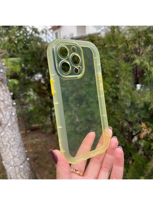 Bumudur Aksesuar iPhone 13 Pro Sarı Şeffaf Silikon Kılıf