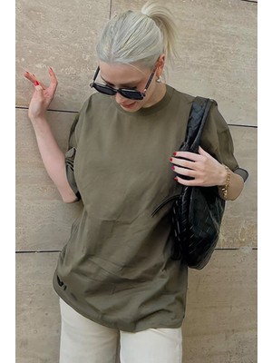 Yakamel Kadın Oversize Penye Kısa Kollu T-Shirt