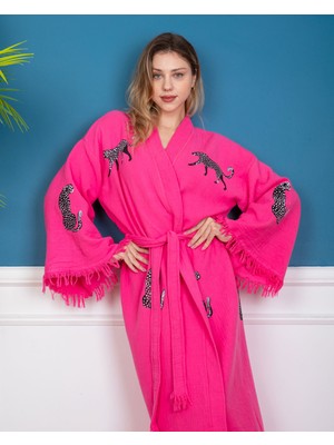 Bornoz ,Plaj Kıyafeti,Kimono , Kaftan ,Sabahlık  Pembe Kumaş Siyah Leopar Desen Baskılı