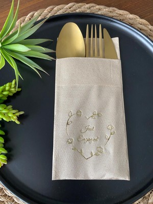 Kidspartim Gold Yaldızlı Kraft Kalp Çelenk Just Engaged Cepli Peçete 12 Adet 40X40