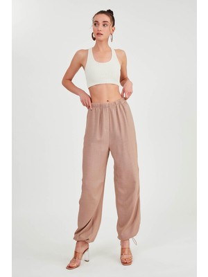 Vitrin Beli ve Paçası Lastikli Viskon Keten Pantolon