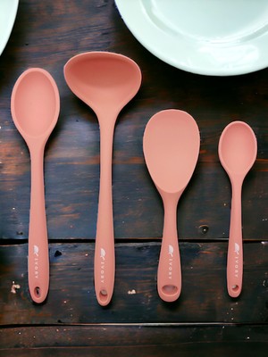 Multiamo Sert Uçlu Isıya Dayanıklı Yanmaz Yapışmaz Silikon Kaşık Seti 4 Parça 28 cm - 22 cm - 20 cm Kaşık 28 cm Kepçe