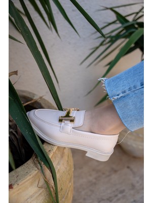 Laminta Hers Nude Gold Toka Detaylı Kadın Loafer