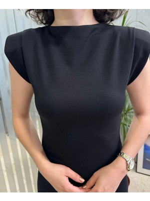 Le Mardi Kadın Sıfır Kol Vatkalı Siyah Kısa Elbise