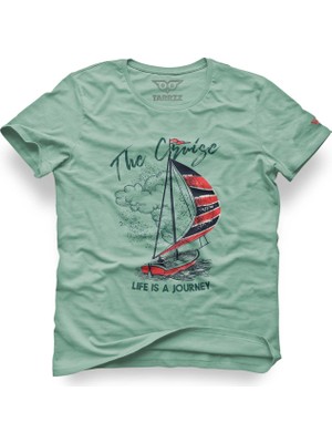 Tarrzzcom Kırmızı Yelkenli Tasarım Tişört