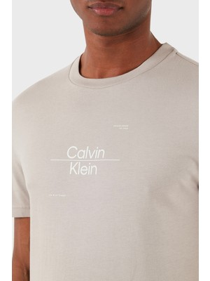 Calvin Klein Pamuklu Regular Fit Bisiklet Yaka T Shirt K10K112489Pan Erkek T Shirt K10K112489 Pan