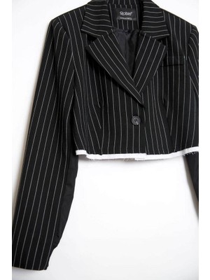 Robin Laura Çizgili Crop Blazer Ceket Siyah