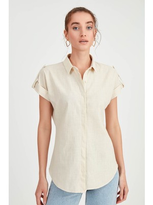 Vitrin Kol Detaylı Kısa Kol Gömlek