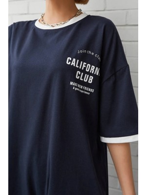 Only Trend Wear Unisex Lacivert Yaka Kol Detaylı California Club Baskılı Oversize T-Shirt