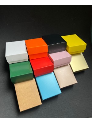 Örün Matbaa Saf Beyaz Süngerli Takı Kutusu 8x6x3cm Kolye, Bileklik, Mini Set Kutusu 25 Adet Demonte Sevk