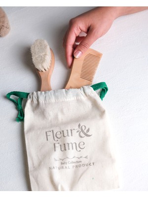 Fleur & Fume Bebek Saç Bakım Seti( Keçi Kılı Bebek Saç Fırçası + Doğal Kiraz Ağacı Bebek Tarak + Saklama Kesesi )