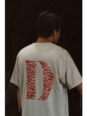 Populus D Harfli Öpücük Kiss Design Tişört