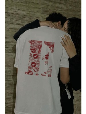 Populus E Harfli Öpücük Kiss Design Tişört