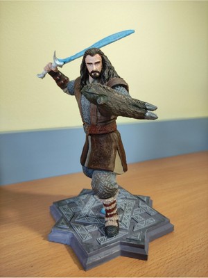Turansoy Craft Thorin Meşe Kalkan Yüzüklerin Efendisi Lotr Boyalı Figür 25 cm Büyük Boy