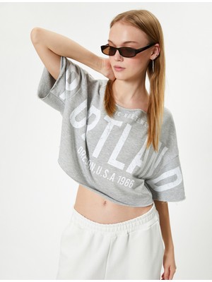 Koton Crop Oversize Tişört Baskılı Kısa Kollu Kayık Yaka