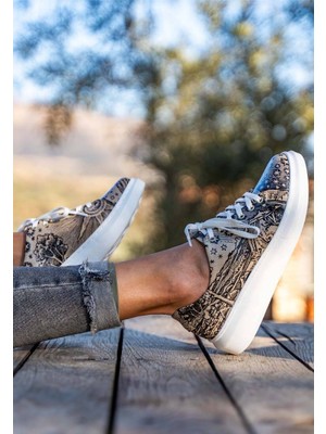 Kadın Vegan Deri Bej Günlük Sneakers - Flammarion Tasarım