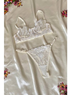 Goccias Çiçekli Bralet Takımı