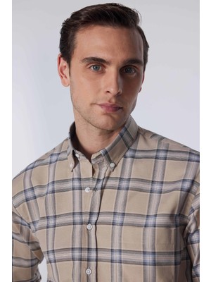 Tudors Erkek Regular Fit Klasik Kesim Düğmeli Yaka Küçük Kareli Pamuklu Gömlek