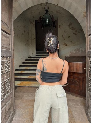 Joshua Kadın Kırmızı Scuba Kumaş U Yaka Ip Askılı Crop Top