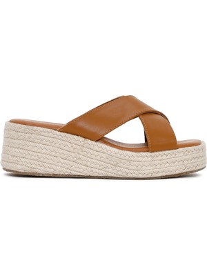 Derimod Kadın Taba Hasır Dolgu Topuklu Terlik