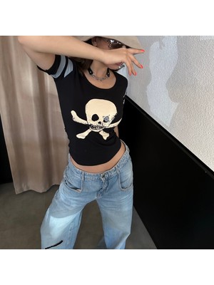 Köstebek Siyah Harajuku Fashion Oldskull Kısa Kollu Crop