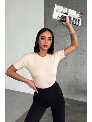 Lisinya Rahat ve Şık Kısa Kollu Bisiklet Yaka Likralı Viskon Penye Body Bej ( Lisinya )