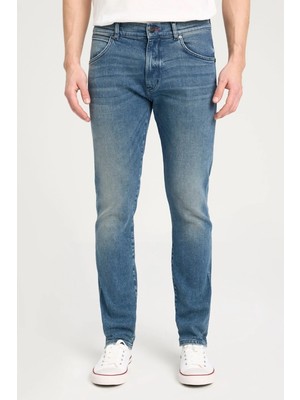 Wrangler Larston Erkek Mavi Jean