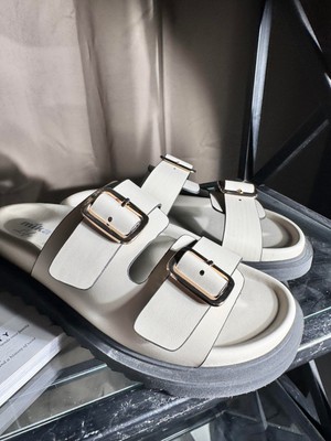 Eataly Shoes India Bej Deri Çift Bantlı Gold Tokalı Terlik