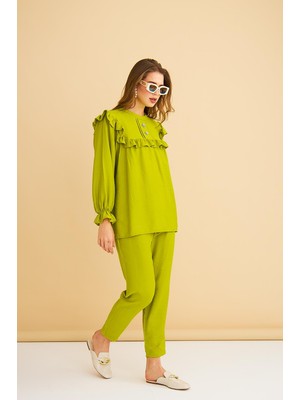 Basic Park Porty Taş Işlemeli ve Fırfır Detaylı Olive Tunik Pantolon Takım