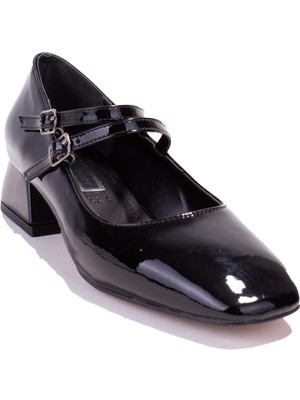 Dagoster DZA07-1181403CN Siyah Rugan Klasik Topuklu Kadın Ayakkabı