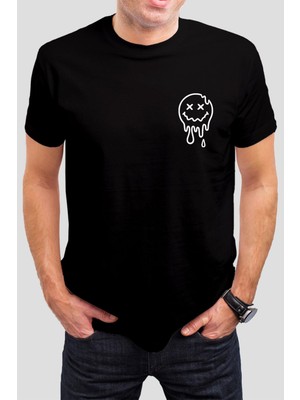 T-35 Gülen Surat Baskılı Siyah Unisex Tişört C376