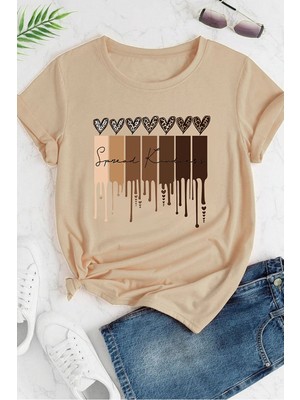 Trendypassion Only Trendwear Unisex Leopar Kalp Baskılı Oversize T-Shirt Bej Renk Yumuşak Pamuklu Kumaş