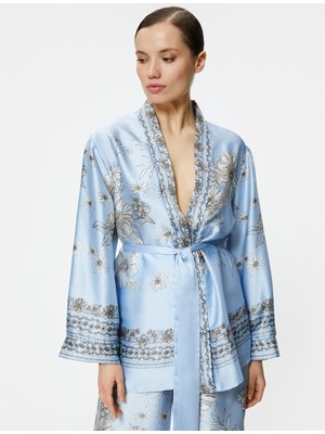 Koton Oversize Kimono Saten Çiçekli Beli Kuşaklı