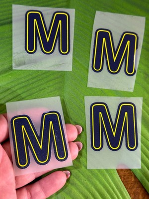 Gönülden Tasarım 5 x 4 cm 4 Adet  Ütü Ile Yapışan M Harfi Transfer Baskı Arma