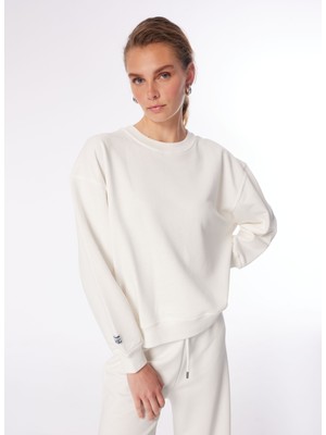 Denim Trip Oversize Fit Nakışlı Beyaz Kadın Sweatshirt / Eşofman üstü