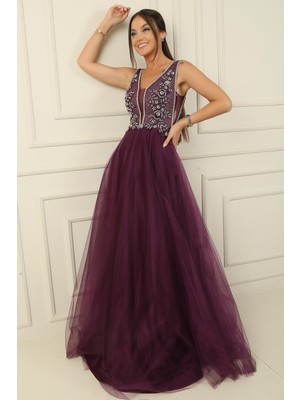 Taş ve Boncuk Işlemeli Astarlı Uzun Tül Elbise