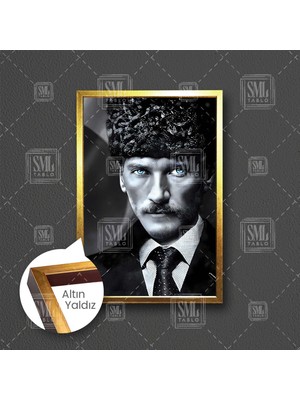 SML Tablo Mustafa Kemal Atatürk Bir Çift Mavi Göz Çerçeveli Dikey Kanvas Tablo