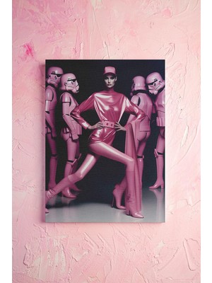 MarkaEv Dans Eden Pembe Stormtrooper Kanvas Tablo