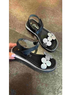 Moona 31-36 Numara Kız Çocuk Deri Sandalet