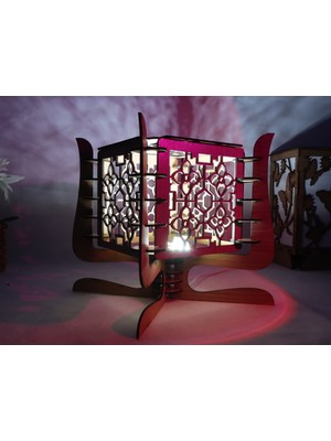 Zeyalazer Dekoratif Küp Şeklinde Ahşap Masaüstü Lambası