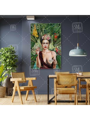 SML Tablo Çay Içen Ressam Feride Kahlo Tropikal Orman ve Hayvanlar Dikey Kanvas Tablo