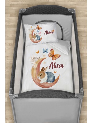 Homamia Isme Özel 75X120 Park Yatak Beşik Nevresim Takımı Aydaki Kelebekli Tavşan