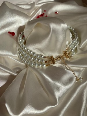 Madame Pearl Kanlı  Inci Kolye Choker