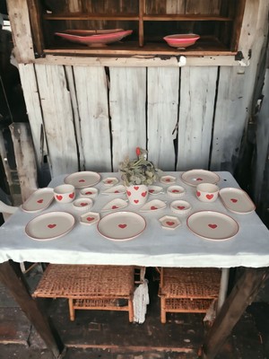 Megg Kalpli Kahvaltı Seti 23 Parça Kalp Desenli Kaliteli Malzeme ile Şık Tasarım