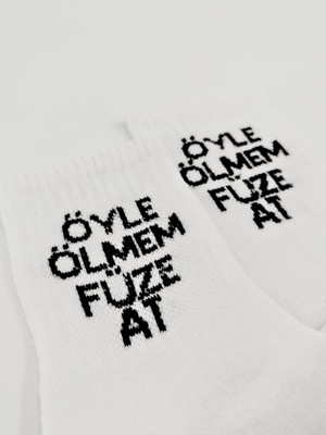 Shuttle Park Unisex Comics Fashion Öyle Ölmem Füze At Yazılı Kolej Çorap